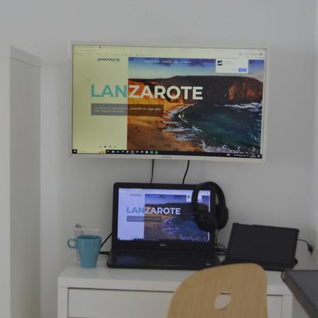 Appartement Lava Family à Puerto del Carmen  Extérieur photo